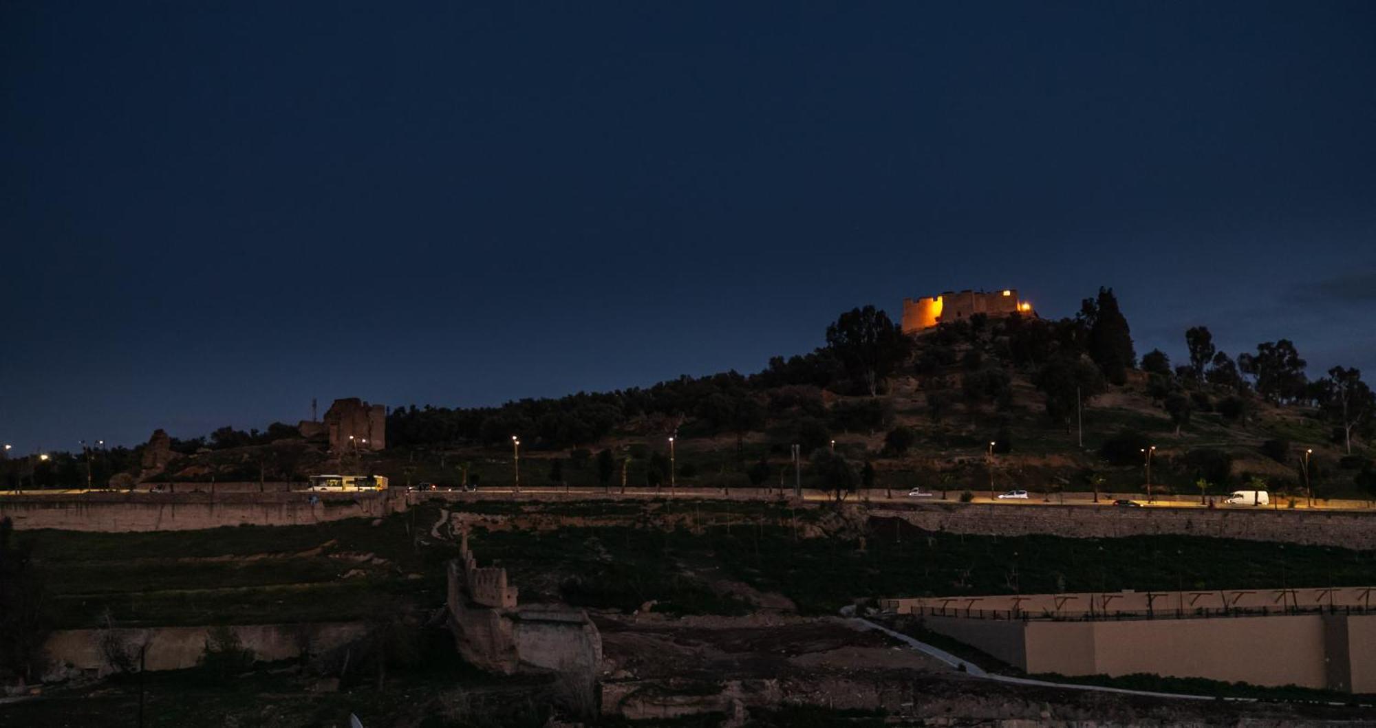 Riad Jamal เฟส ภายนอก รูปภาพ