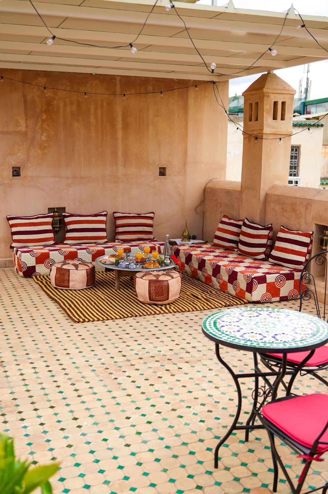 Riad Jamal เฟส ภายนอก รูปภาพ