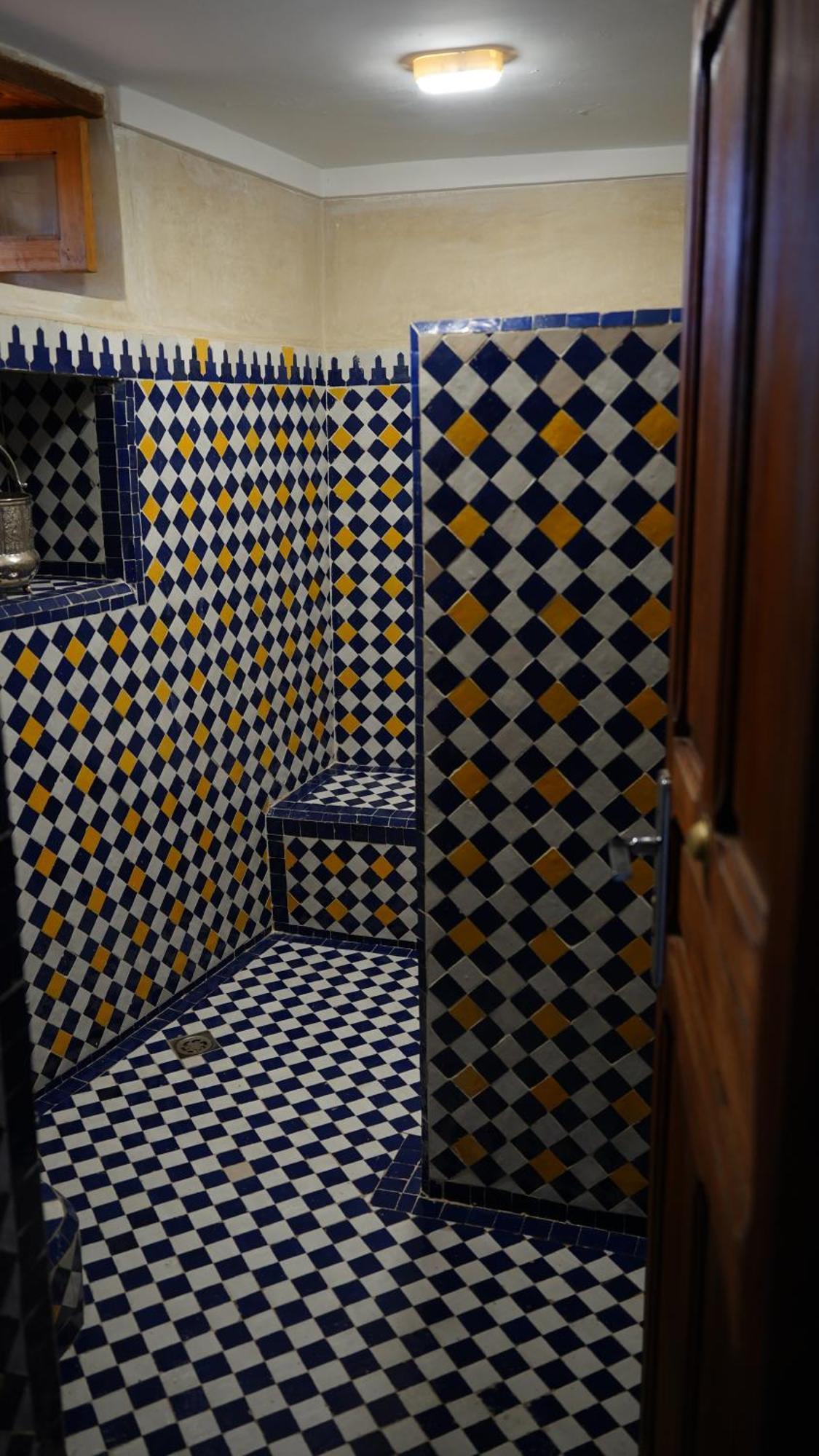 Riad Jamal เฟส ภายนอก รูปภาพ